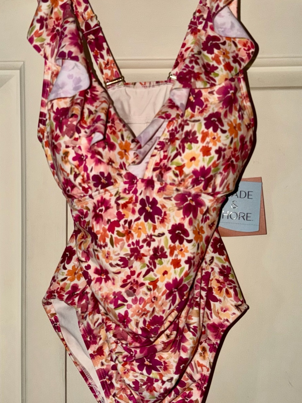 Shade & Shore - Floral ruffled one-piece swimsuit XS